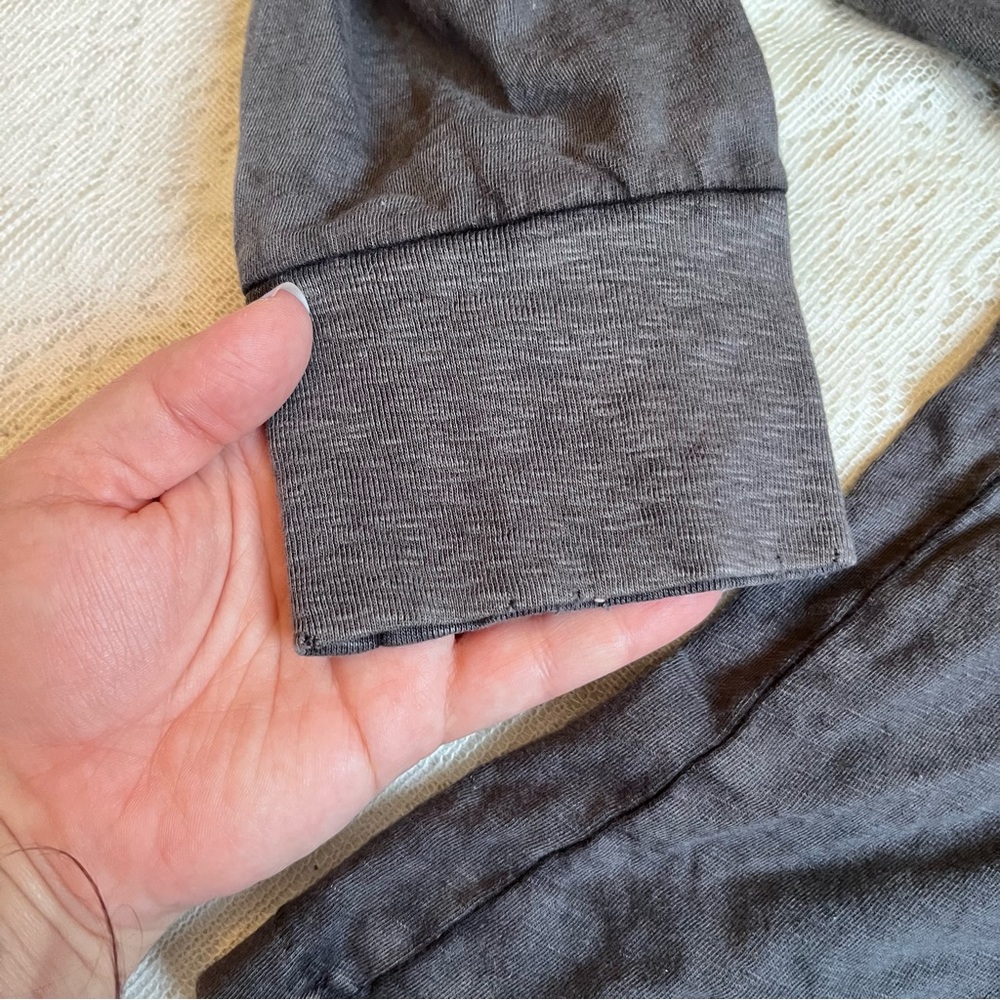 Aerie distressed Happy smiley crop long sleeve tee - Picture 3 of 9
